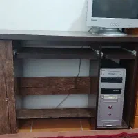 میز کامپیوتر
