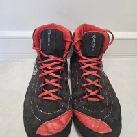 shoes 44|تجهیزات ورزشی|شاهین‌شهر, مخابرات (شهید بهشتی)|دیوار