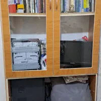 کمد کتابخانه و جای وسایل