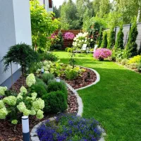 همکف-حیاط-دار-با-درب-اختصاصی