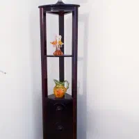 استند چوبی
