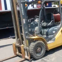 پیمانکاری لیفتراک جابجایی بار روزانه ساعتی اقتصادی