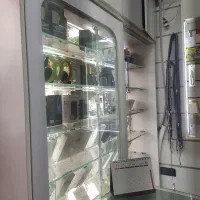 ویترین و وسایل برای موبایل فروشی