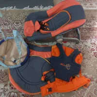 لوازم کودک کریر و کالسکه و آغوشی و..