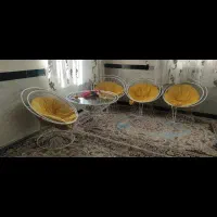 سه عدد پرده و چهار عدد صندلی ومیز صندلیها فقط3900