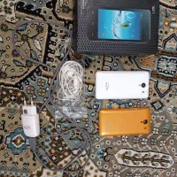 جی ال ایکس z1 و نوکیا ۲۶۰۰