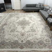 فرش کرمی روشن