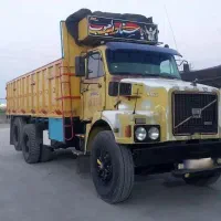 ولوو ۱۰ چرخ