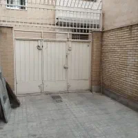همکف-راه-جدا-تک-خواب-90-متر-ماشین-رو