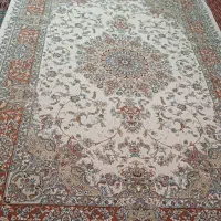دو عدد فرش شش متری هفتصد شانه نو بفروش میرود