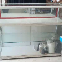 ویترین چهارچوب آلومینیوم  وپایه ۳طبقه جوراب و ..