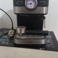 تلوزیون دستگاه قهوه ساز و کولر ایستاده