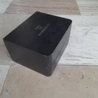 جعبه ساعت با بالشک