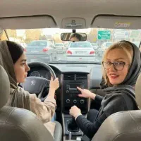 اموزش حرفه ای رانندگی به خانمهای قمی