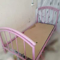 تخت یک نیم نفره