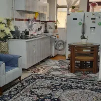 طبقه پایین /112/متری حیاط دار حمیدیان املاک سران