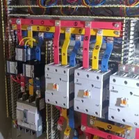 خدمات برق ساختمانی وصنعتی تعمیر بالابر