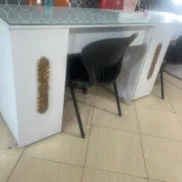 میز ناخن ۲ عدد صندلی اصلاح تخت مژه
