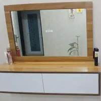 میز آرایشی دیواری
