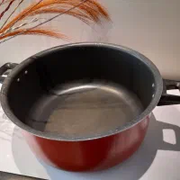 قابلمه  بزرگ وضخیم