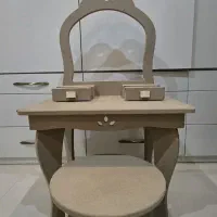 میز آرایش چوبی کودک