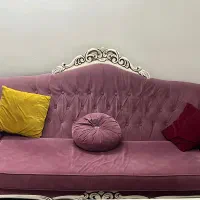 مبل نیمه کلاسیک