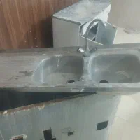 سینک همراه شیر