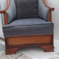مبل ۸ نفره راحتی بسیار شیک و تمیز