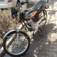 موتور سیکلت پیشتاز