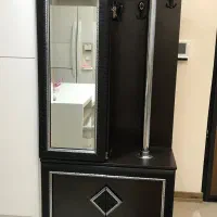 جاکفشی و جالباسی