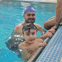 آموزش اصولی شنا تضمینی برای تمامی سنین(آقایان)