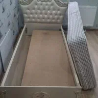 تخت تک نفره