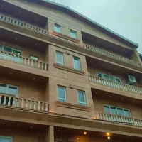 آپارتمان نوساز لاکچری