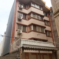 ۱۴۲ متری سند