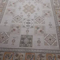 دو عدد قالی ۱۲ متری و یک عدد شش متری