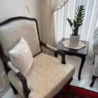 مبل هشت نفره و ناهار خوری شش نفره