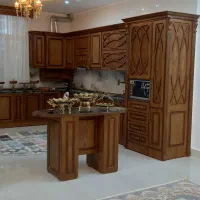 ساخت و نصب و تعمیر درب و کابینت و کمد دیواری