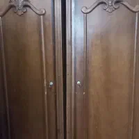 یک جفت کمد چوبی