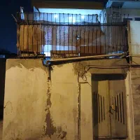 باسلام ۴۰متر خانه ۲ طبقه دربست حیاط دار تمیز مرتب
