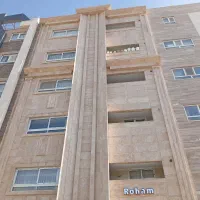 آپارتمان ۱۱۰ متری حکیم ثنایی