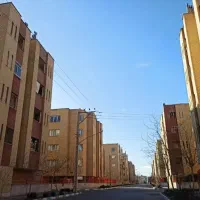 با ۱۶۰۰ در  مجلسی صاحب خانه شوید