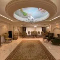 پرستار و نظافتچی خانم بااسکان