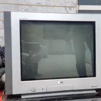 بخاری گازی نیکالا و تلویزیون قدیمی
