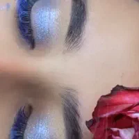 انجام خدمات اکستنشن مژه تخصصی با بهترین متریال