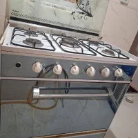 اجاق گاز ۵ شعله در حد نو