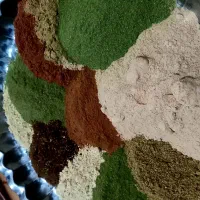 ادویه دست ساز خانگی لِوین