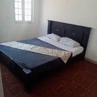 تخت دو نفره با تشک طبی فنری