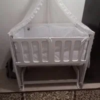 فروش تخت نوزادی درحد نو