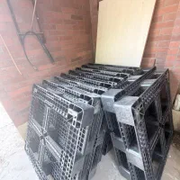 (۱۴) پالت پلاستیکی