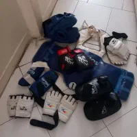 لوازم مبارزه کامل تکواندو.دستکش اضافه ۲ جفت